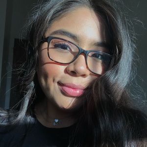 Meet your Posher, Briana